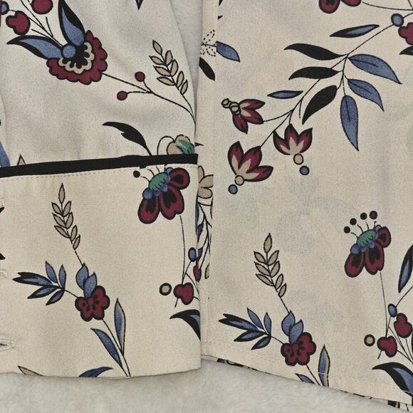 Forever 21 Contemporary Women’s Floral Button Blouse Size S– Pajama Style Top - Picture 3 of 5